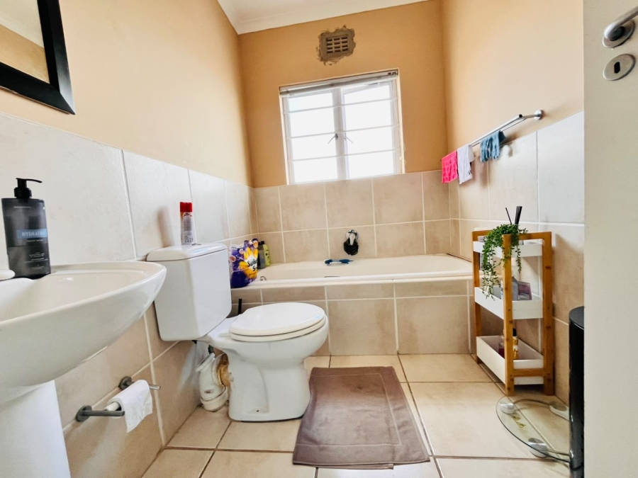 3 Bedroom Property for Sale in Beacon Bay Eastern Cape